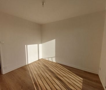 Location Appartement 2 pièces 30m² - Photo 2