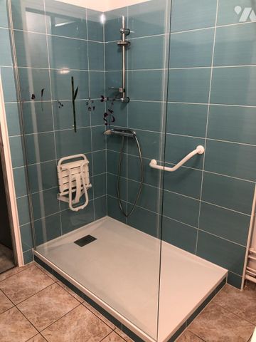 COUTANCES, dans résidence avec ascenseur, appartement deux pièces, idéal pour personne âgée - Photo 4