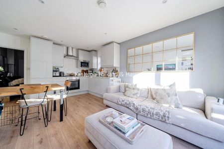 2 bedroom flat to rent - Photo 2