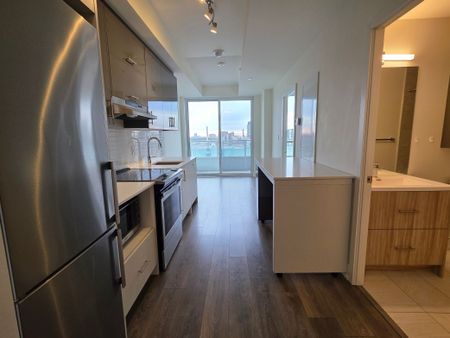 For Lease - 180 Fairview Mall Drive Unit# 1213, Toronto, Ontario - Photo 4