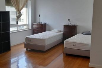 Alugo Quarto a Estudantes