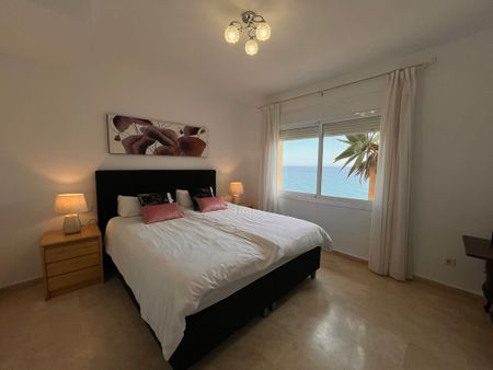 Duplex Penthouse for rent in Torrox Costa - Photo 4