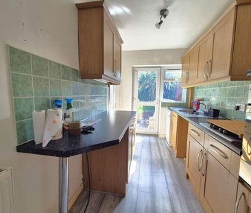 Tennyson Avenue, Tamworth, B79 - Photo 5
