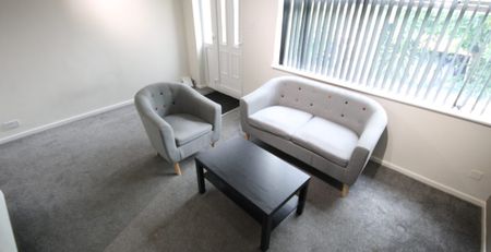 3 Bed - 4 Woodsley Green, Hyde Park, Leeds - LS6 1SD - Student - Photo 2