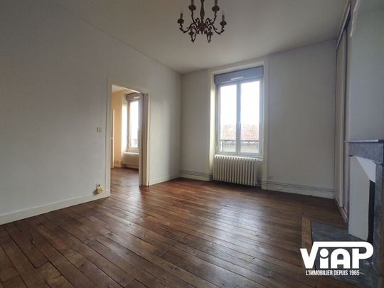 GRAND T2 DE 49 M2 A LIMOGES - Photo 1