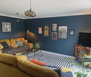 2 bedroom end of terrace house to rent - Photo 3