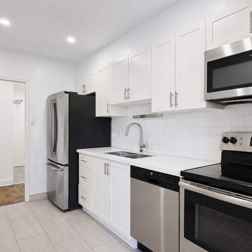 For Lease - 2500 Bathurst Street Unit# 401, Toronto, Ontario - Photo 1