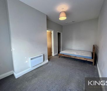 1 bedroom ground floor flat to rent - Photo 5