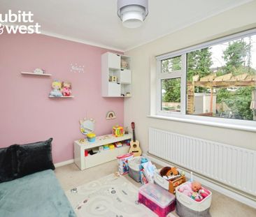 2 bedroom maisonette to rent - Photo 4