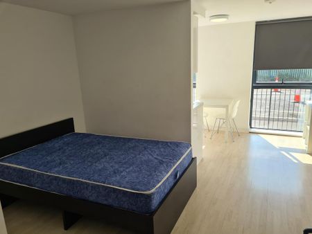 1 bedroom apartment to rent - Photo 2