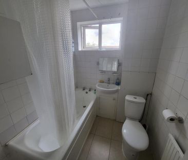 2 bedroom maisonette to rent - Photo 6