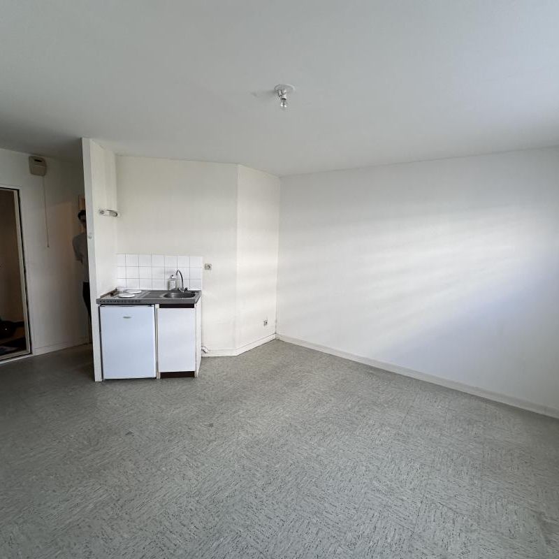 Location Appartement 1 pièce 23m² ANGERS 49100 - Photo 1