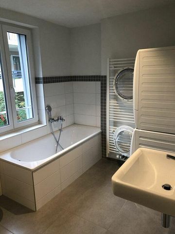 Tolle 2.5 Zimmer Wohnug mit eigenem Sitzplatz - Photo 4