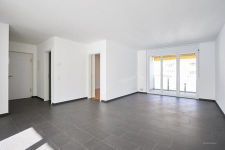 Luminoso 4.5 locali immerso nel verde - Photo 2