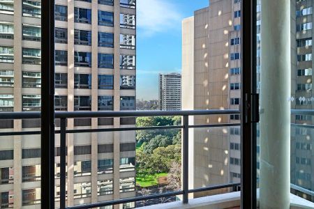 “Victoria Tower - Unfurnished - Available 21st November” - Photo 4