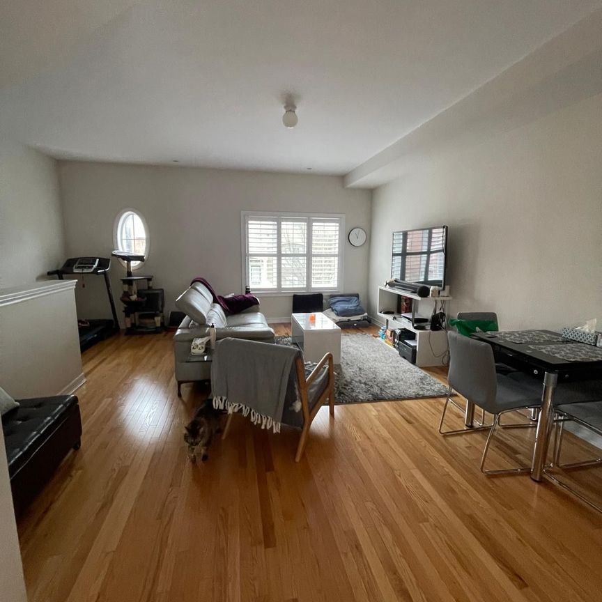 For Lease - 32 Aspen Hills Aspen Hills Road Unit# 4, Brampton, Ontario - Photo 1