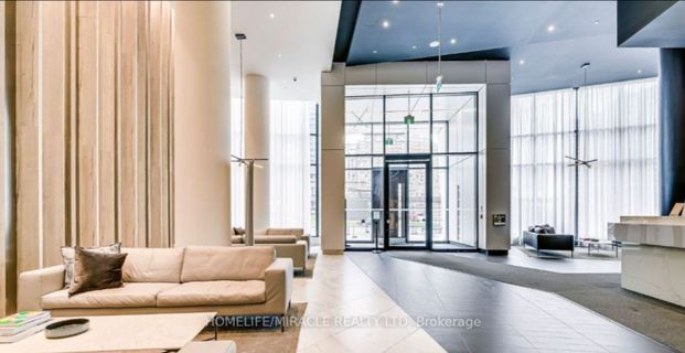 For Lease - 3900 Confederation Parkway Unit# 5404, Mississauga, Ontario - Photo 1