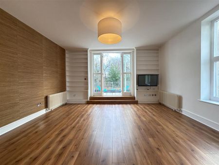 2 bedroom flat to rent - Photo 3
