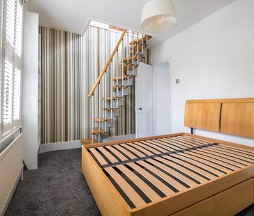 7 Robson Road - Photo 6