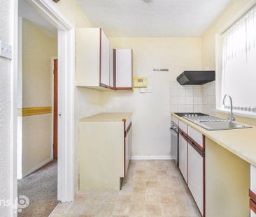 3 bedroom semi-detached house to rent - Photo 6