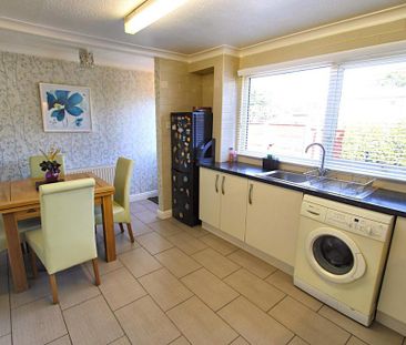 4 bedroom terraced house to rent - Photo 1