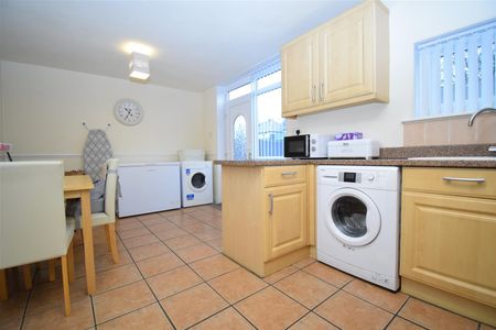 Soho Grove, Wakefield - Photo 4