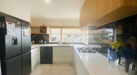 Welcome Home to Your Perfect Retreat in Pukekohe! - Photo 5