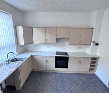 2 bedroom terraced house to rent - Photo 5