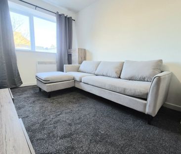 West Parade Flats - Photo 2