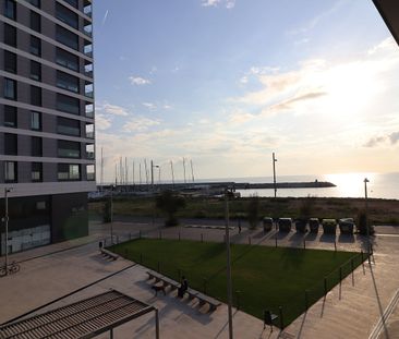 3-Rumslägenhet i ett Komplex med Pool i Badalona Port - Photo 2