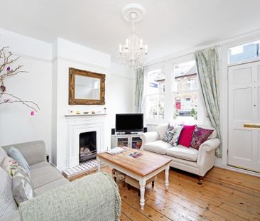 2 bedroom terraced house to rent - Photo 2