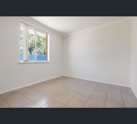 204 Keymer Street, Belmont, WA 6104 - Photo 4