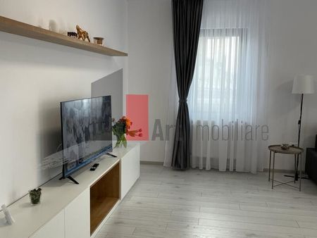 Aparatorii Patriei- Apartament cu 2 camere de inchiriat- centrala+ loc de parcare - Photo 2