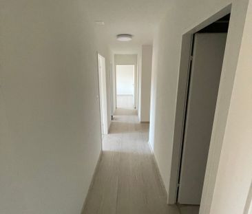 "Erstvermietung nach Kernsanierung, 3-Zimmer-Wohnung mit grossem so... - Photo 2
