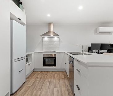 Modern & Stylish Ramarama Living - Photo 6