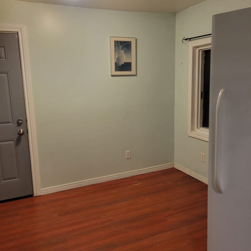 For Lease - 1548 Sarasota Crescent, Oshawa, Ontario - Photo 1