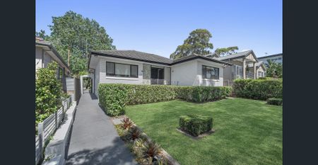 Charming, modern and spacious family home! - Photo 3