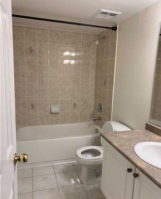 For Lease - 108 Louisbourg Way, Markham, Ontario - Photo 1