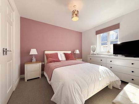 Winchcombe, Cheltenham GL54 5JH - Photo 2