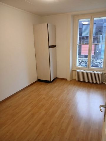 Located 5 minutes walk from the center and 10 minutes from the train station - Photo 2