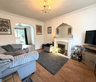 4 bedroom detached house to rent - Photo 2