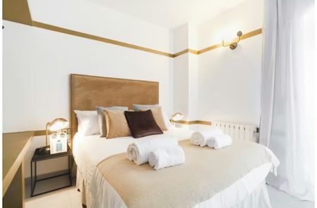 Carrer del Callao, Barcelona, Catalonia 08014 - Photo 2