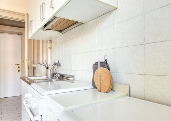 Wonderful single room with private balcony in Milan, few steps away from a Bocconi, IULM and NABA