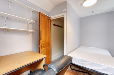 6 bedroom terraced house to rent - Photo 4