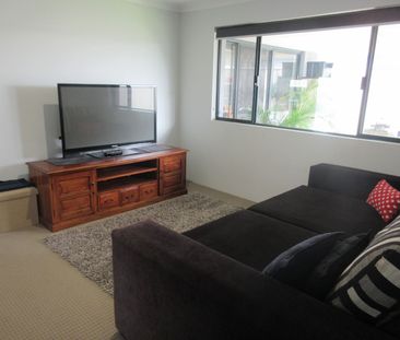 Spacious Family Living in the Heart of Busselton - Photo 2