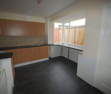 24 Axholme Street, Goole - Photo 3