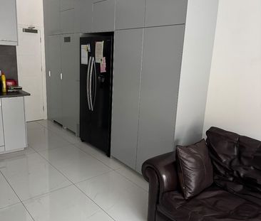 Studio Flat, Plough Lane, SW19 - Photo 4