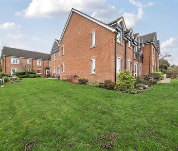 New Hall Lodge, Sutton Coldfield - Photo 4