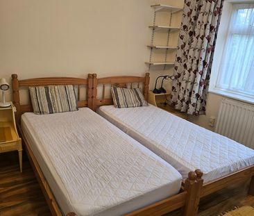 Room in a Shared Flat, Forty Lane, HA9 - Photo 5