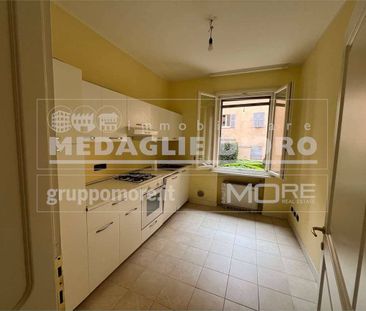 Appartamento adiacenze via Selmi, Centro Storico, Modena - Photo 5